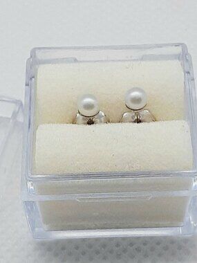 NEW 925 sterling silver and faux pearl post minimalist earrings